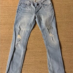 Men's Slim Fit Distressed Jeans - Light Blue